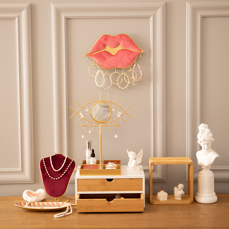 Подставка для ювелирных изделий на заказ